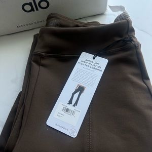 Alo Airbrush High-Waist 7/8 Flutter Leggings size S espresso